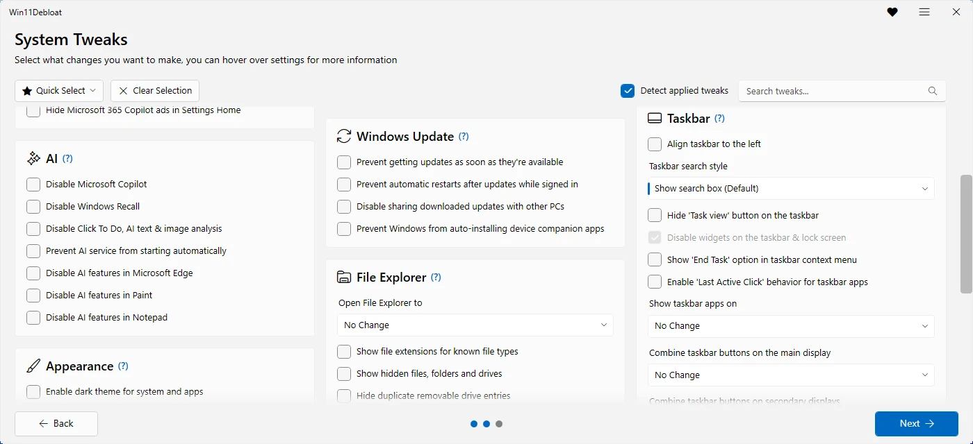 Further down the System Tweaks page: taskbar, File Explorer, multitasking and gaming options.